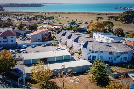 Photo of property in 1-12/48 The Bay Hill, Timaru, 7910