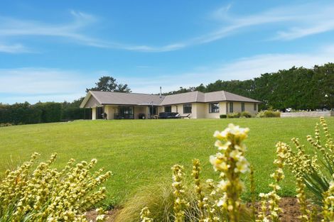 Photo of property in 106 Davis Road, Cust, Rangiora, 7471