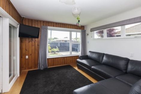 Photo of property in 10 Torquay Place, Bryndwr, Christchurch, 8053