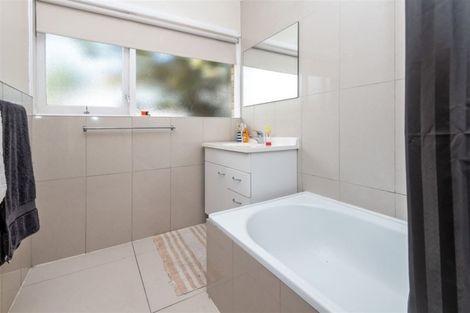 Photo of property in 104 Grande Vue Road, Hillpark, Auckland, 2102