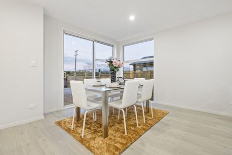 Photo of property in 61 Sapwood Crescent, Takanini, 2110