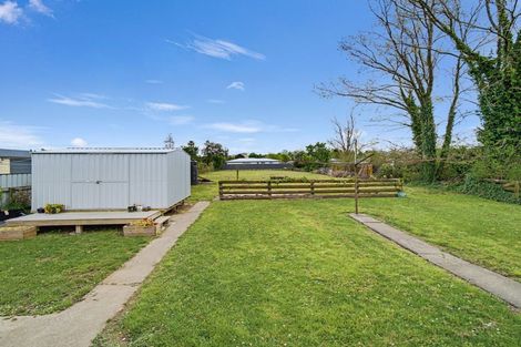 Photo of property in 19 Bennett Street, Waipawa, 4210