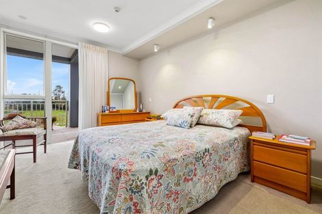 Photo of property in 80 Rewa Rewa Lane, Orewa, 0931