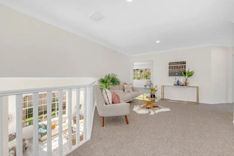 Photo of property in 28 Santa Ana Drive, Dannemora, Auckland, 2016