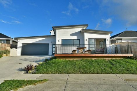 Photo of property in 3 Resolution Drive, Gulf Harbour, Whangaparaoa, 0930