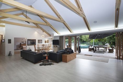 Photo of property in 133 Paparoa Street, Papanui, Christchurch, 8053