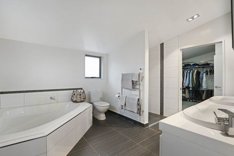 Photo of property in 9 Saint Maroun Rise, The Gardens, Auckland, 2105