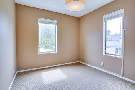Photo of property in 1/10 Chevron Place, Ilam, Christchurch, 8041