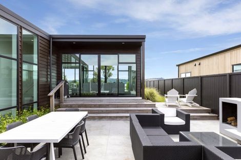 Photo of property in 8 Karapoto Lane, Rainbow Point, Taupo, 3330