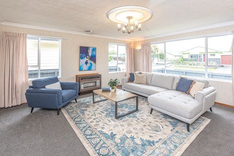 Photo of property in 43 Exeter Crescent, Springvale, Whanganui, 4501