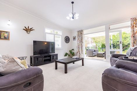 Photo of property in 105 Liverpool Street, College Estate, Whanganui, 4500