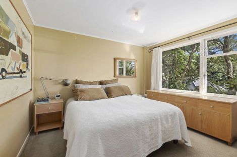 Photo of property in 5 Cluny Avenue, Kelburn, Wellington, 6012