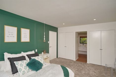 Photo of property in 68 Landsdowne Terrace, Cashmere, Christchurch, 8022