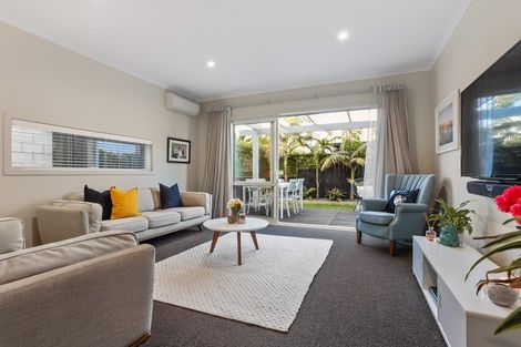 Photo of property in 28 Kanuka Road, Hobsonville, Auckland, 0616