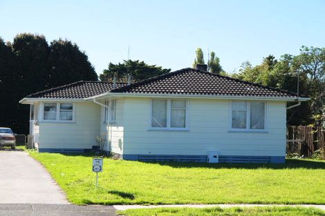 Photo of property in 24 Lavinia Crescent, Mangere East, Auckland, 2024