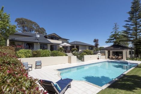 Photo of property in 30 Potts Road, Whitford, Howick, 2571