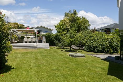 Photo of property in 25 Harvey Street, Waipahihi, Taupo, 3330