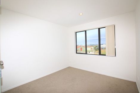 Photo of property in Albany Gardens, 23 Masons Road, Oteha, Auckland, 0632