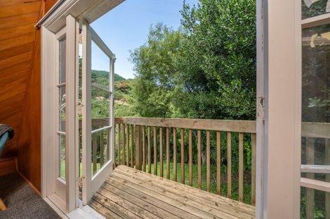 Photo of property in 215 Takapu Road, Takapu Valley, Wellington, 5028