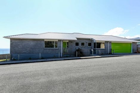 Photo of property in 20 Findlay Street, Moturoa, New Plymouth, 4310