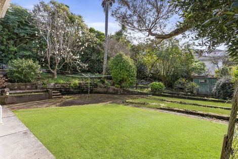 Photo of property in 31 Gretel Place, Hillcrest, Auckland, 0627