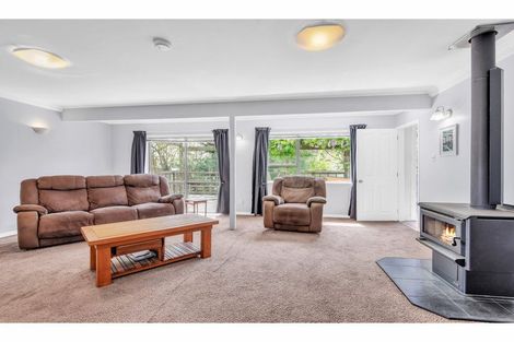 Photo of property in 12 Gibbs Drive, Woodend, 7610