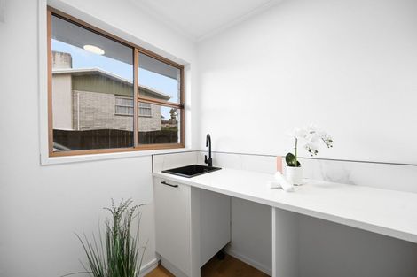 Photo of property in 20 Splitt Avenue, Glenview, Hamilton, 3206