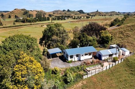 Photo of property in 1609 East Road, Douglas, Stratford, 4392