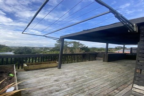 Photo of property in 443 Don Buck Road, Massey, Auckland, 0614