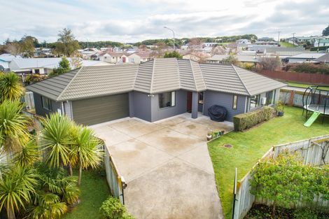 Photo of property in 8 Angelina Way, Kelvin Grove, Palmerston North, 4414