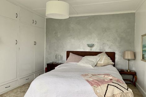 Photo of property in 69 Domett Street, Opunake, 4616