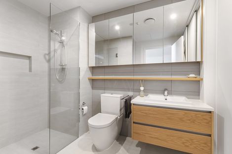 Photo of property in 308/8a Lake Pupuke Drive, Takapuna, Auckland, 0622