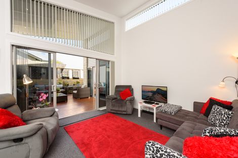 Photo of property in 4 Benmore Crescent, Pyes Pa, Tauranga, 3112