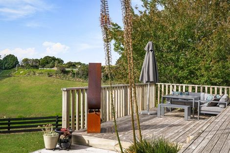 Photo of property in 219 Spur Road, Stillwater, Silverdale, 0993