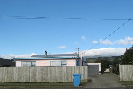 Photo of property in 170 Bartholomew Road, Levin, 5510