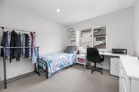 Photo of property in 10 Lucca Crescent, Flat Bush, Auckland, 2019