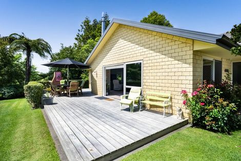 Photo of property in 1 Becklands Place, Inglewood, 4330