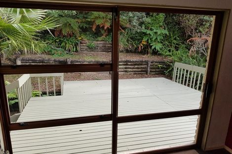 Photo of property in 13 Malters Place, Browns Bay, Auckland, 0630