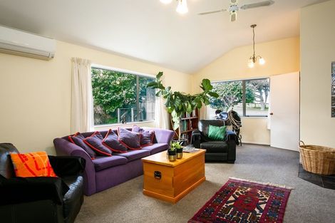 Photo of property in 69 Carlyle Street, Leamington, Cambridge, 3432