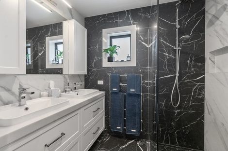 Photo of property in 2/15 Walter Street, Hauraki, Auckland, 0622