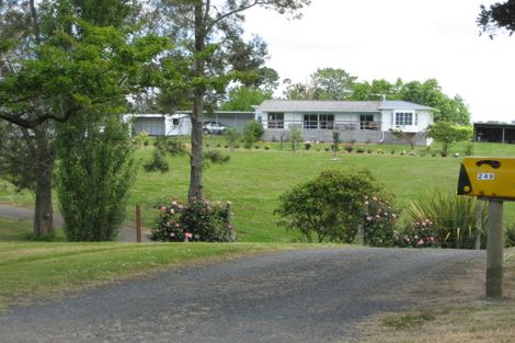 Photo of property in 249 Matua Road, Kumeu, 0891