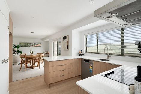 Photo of property in 17b Corinna Street, Welcome Bay, Tauranga, 3112