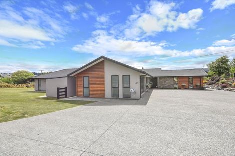 Photo of property in 47 Awa Toru Drive, Fairfield, Dunedin, 9018