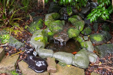 Photo of property in 13 San Marino Drive, Henderson, Auckland, 0612