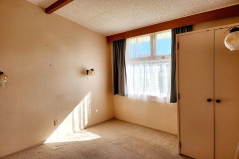 Photo of property in Orange Grove Flats, 11/549 Childers Road, Te Hapara, Gisborne, 4010