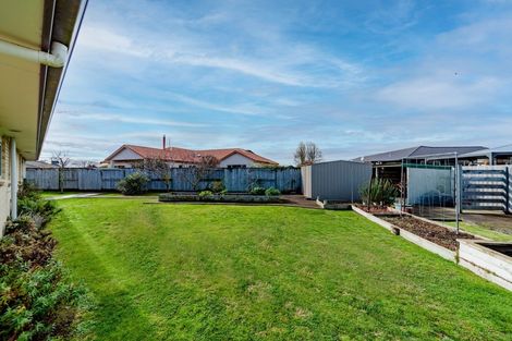 Photo of property in 82 Belgrove Drive, Waipukurau, 4200