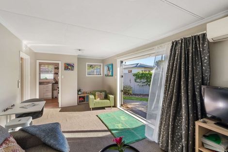 Photo of property in 12 Redbridge Lane, Sydenham, Christchurch, 8023