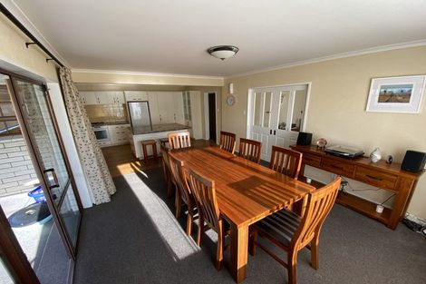 Photo of property in 19 Wallace Place, Hokowhitu, Palmerston North, 4410