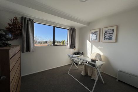 Photo of property in 137 Tuhikaramea Road, Dinsdale, Hamilton, 3204