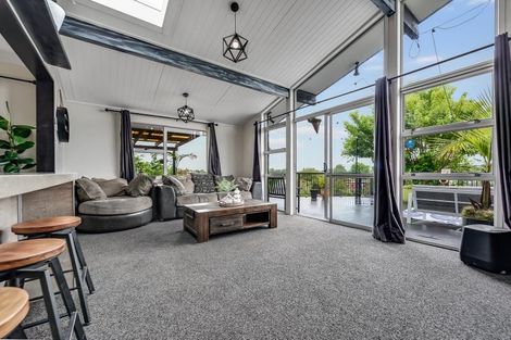 Photo of property in 11 Caernarvon Street, Dinsdale, Hamilton, 3204